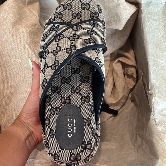 BNWT Gucci GG Platform 30 mm Sandal
Blue Canvas - Picture 7 of 7